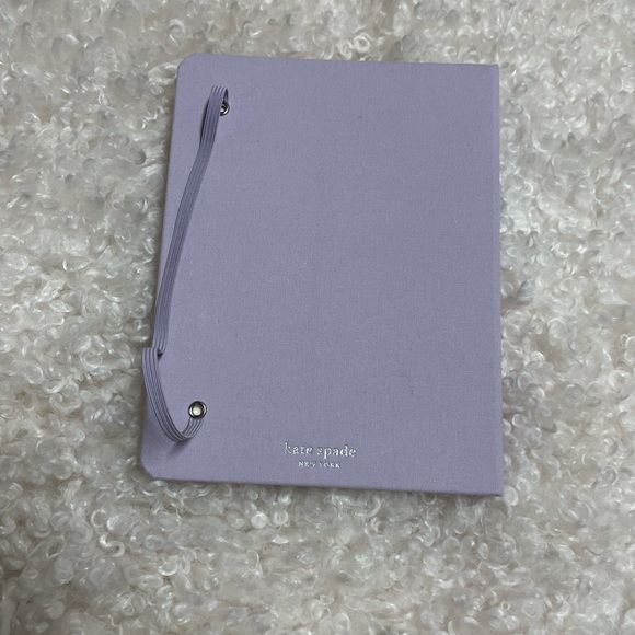 Kate Spade Bridal Appointment Calendar - Picture 4 of 6